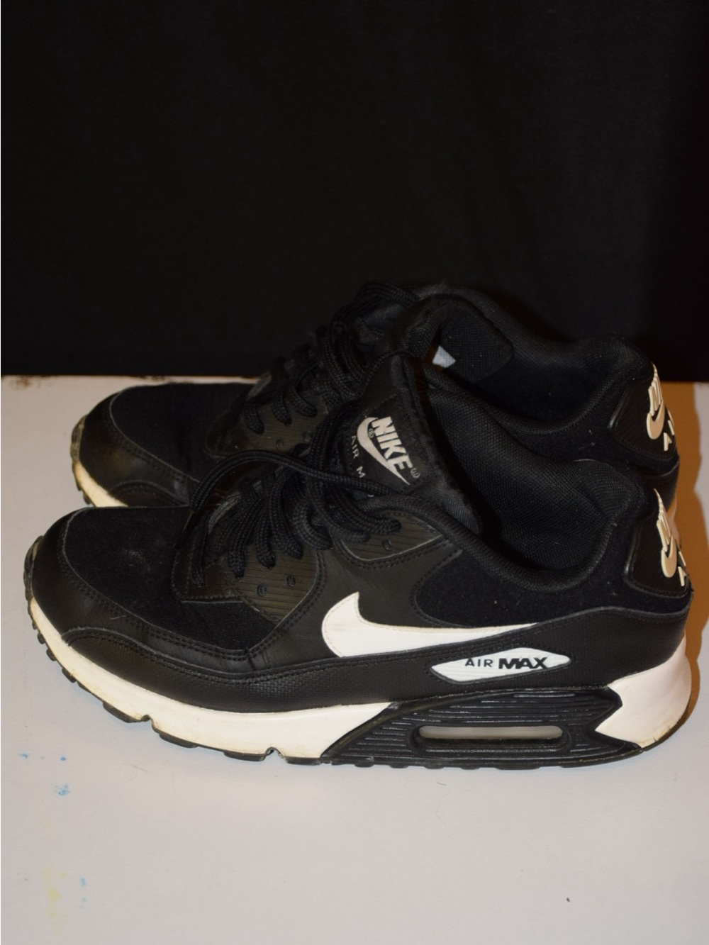 Nike Women's Air Max Casual Shoes Size 8